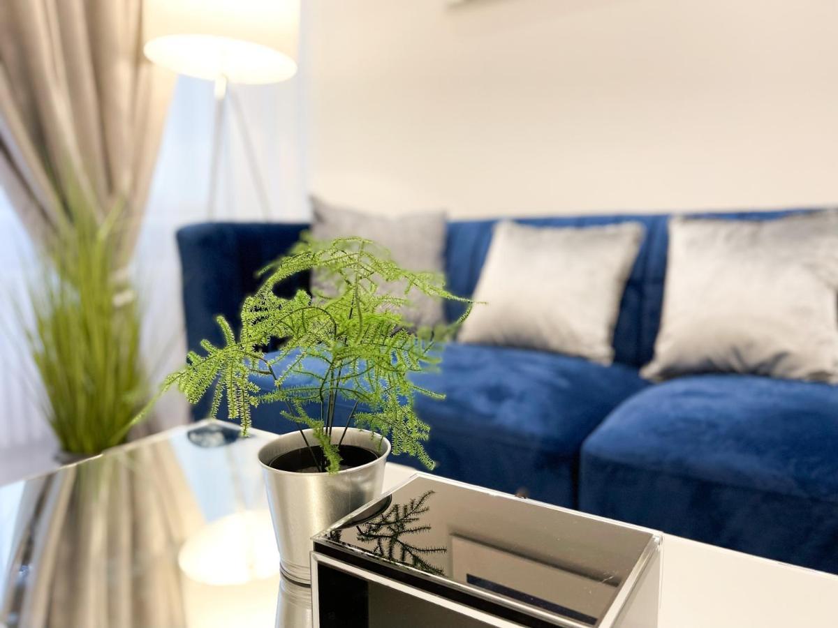 Downtown Deak-Ferris Wheel Luxury Home ブダペスト エクステリア 写真