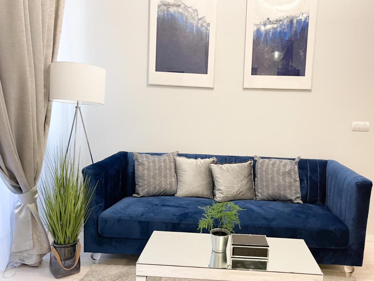 Downtown Deak-Ferris Wheel Luxury Home ブダペスト エクステリア 写真
