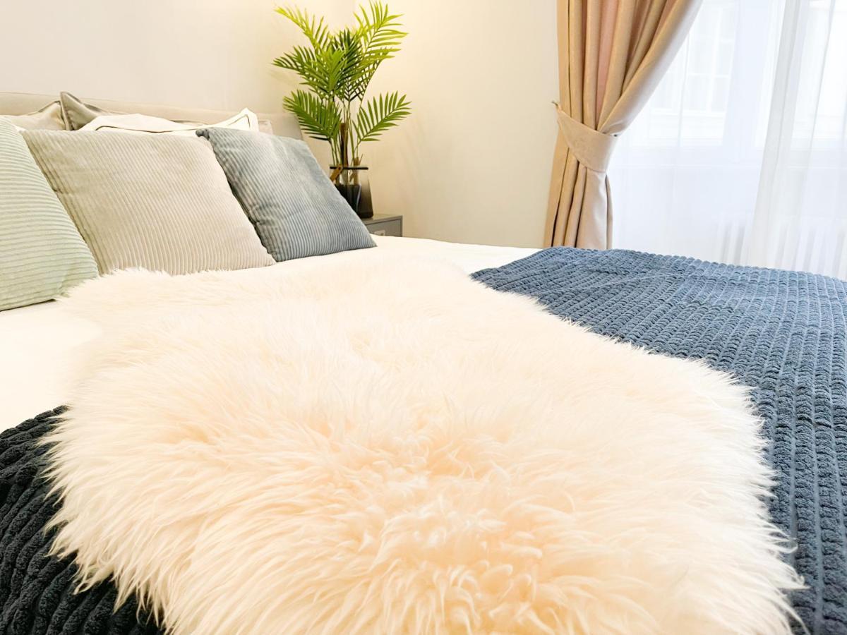 Downtown Deak-Ferris Wheel Luxury Home ブダペスト エクステリア 写真